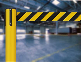 Színes szalagos kordonoszlop